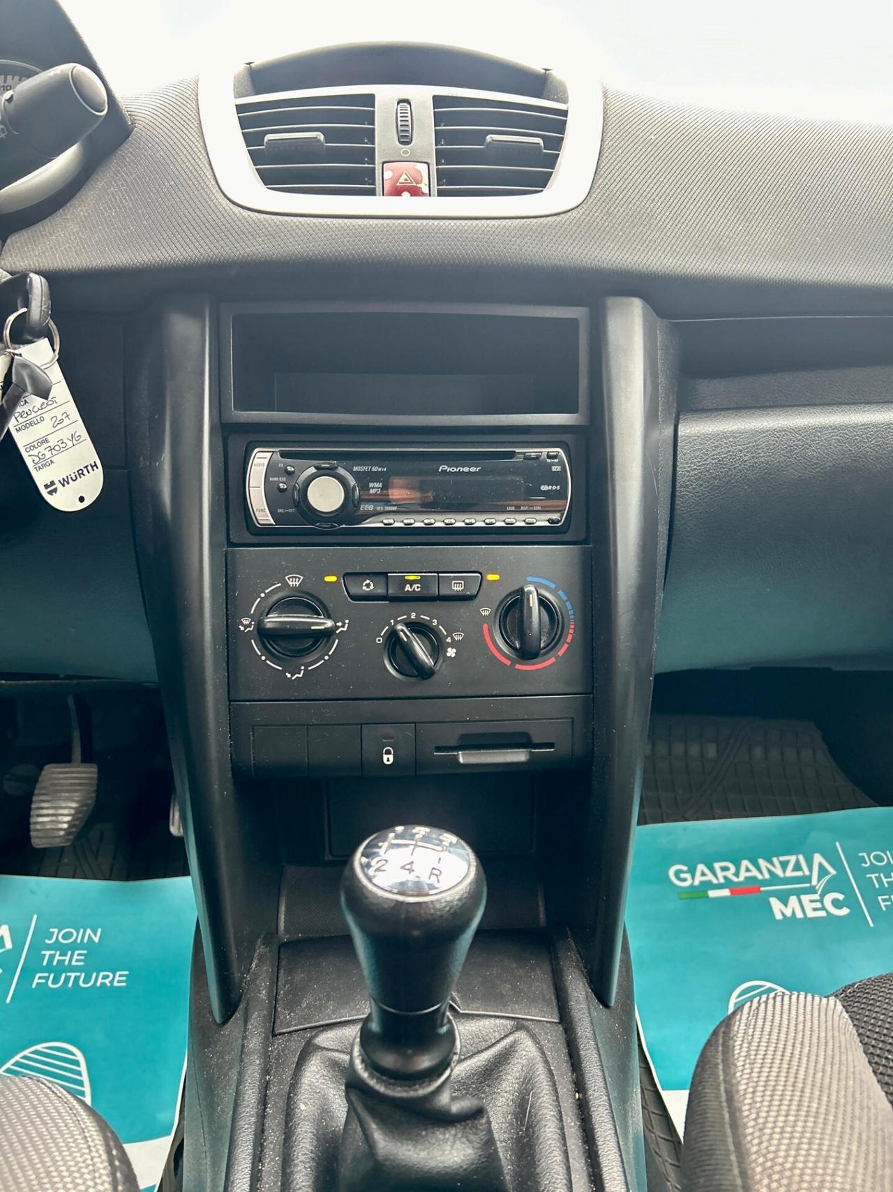 Peugeot 207 1.4 HDi 70CV 5p. XT - OK NEOPATENTATO