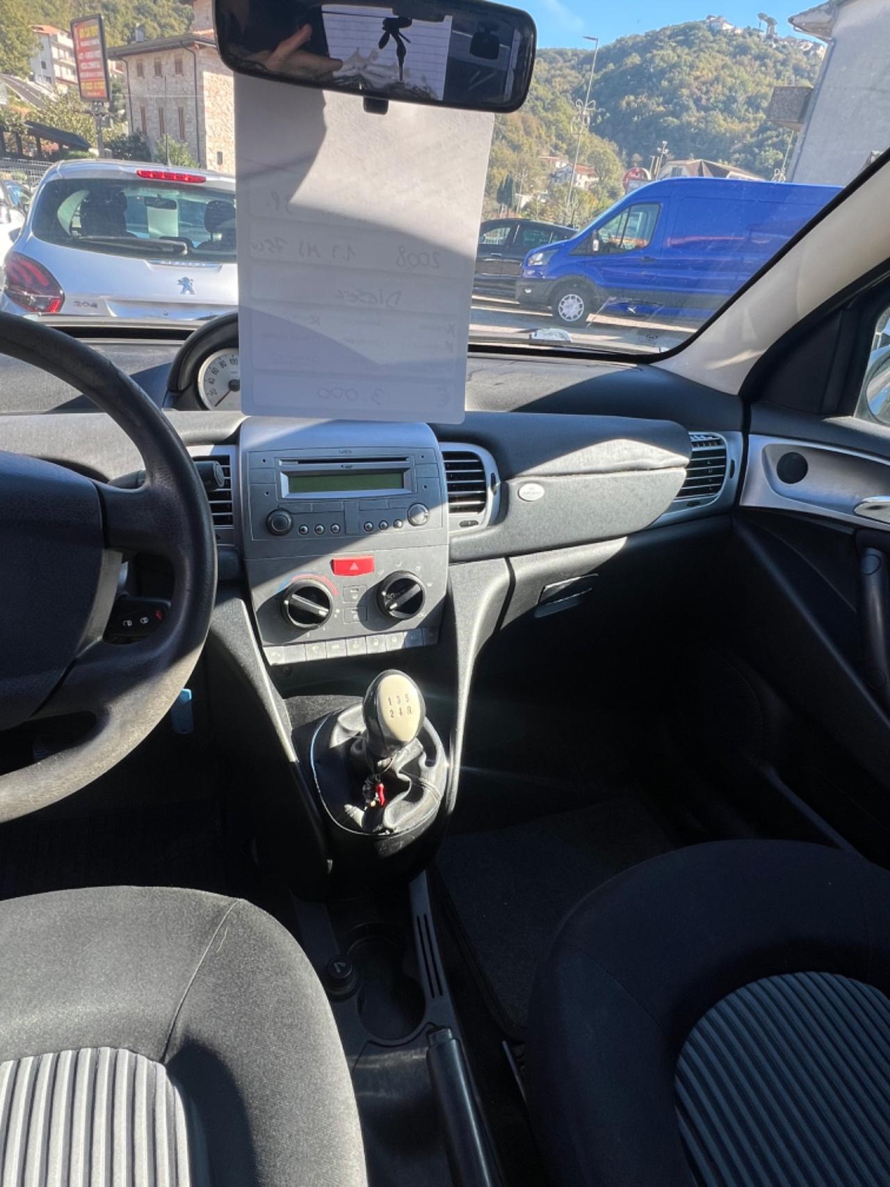 Lancia Ypsilon 1.3 MJT 75 CV Argento