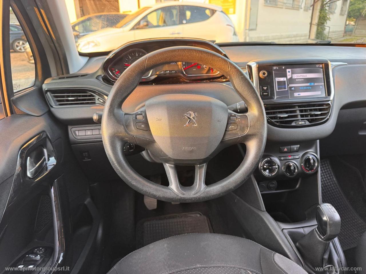 PEUGEOT 208 1.4 HDi 68 CV 5p. Allure