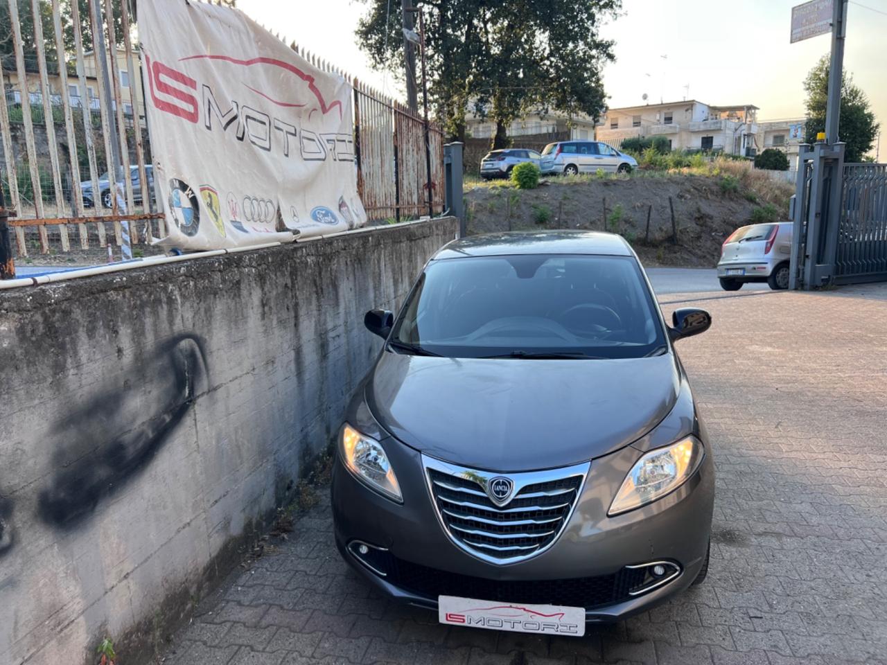 Lancia Ypsilon 1.3 MJT 16V 95 CV 5 porte S&S Gold Blockshaft