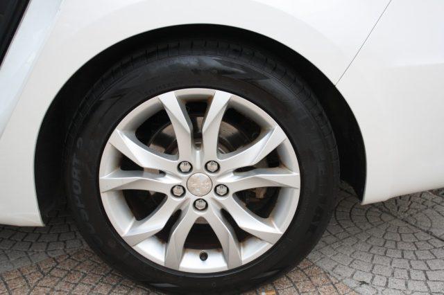 PEUGEOT 508 BlueHDi 120 EAT6 S&S SW Allure