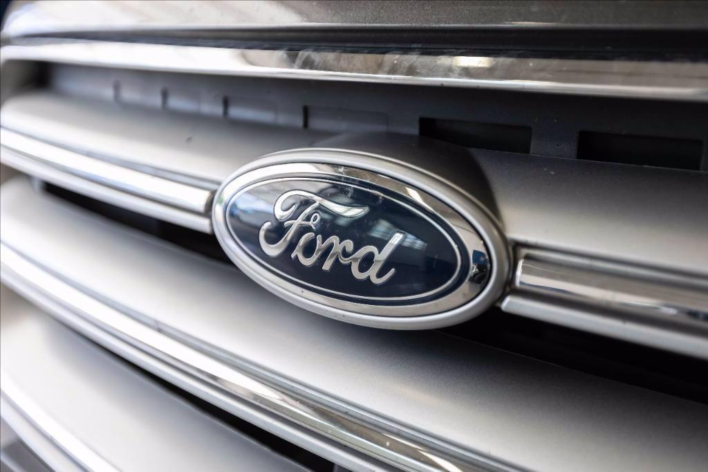 FORD Kuga 2.0 tdci Business s&s 2wd 120cv powershift my19.25 del 2020
