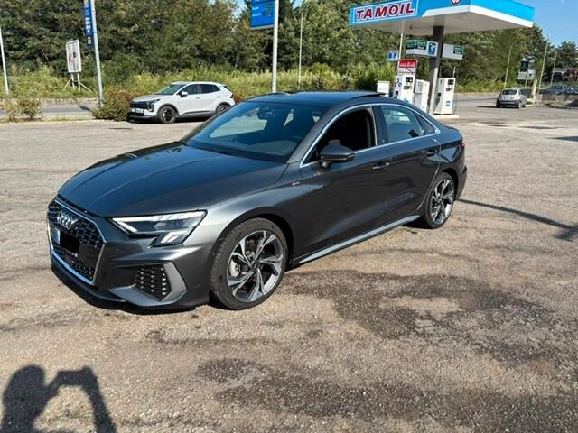 Audi A3 Sedan 35 TDI S line edition