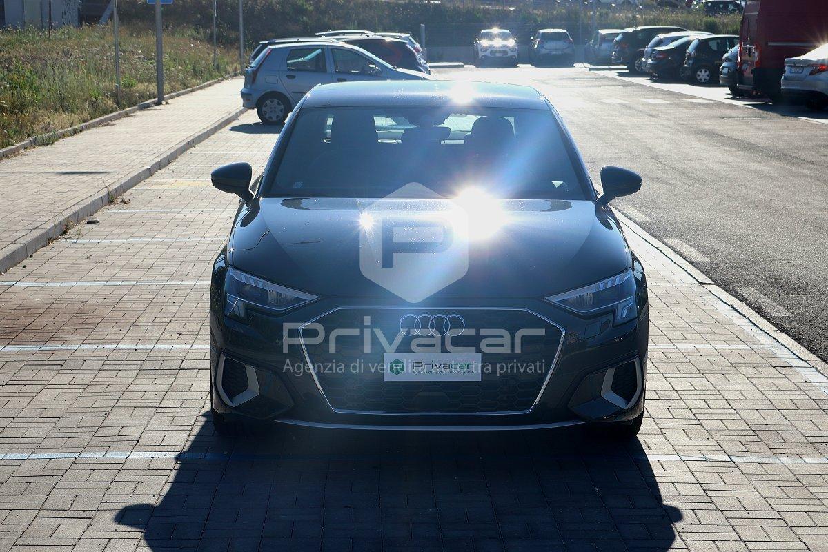 AUDI A3 Sedan 35 TFSI S tronic Business Advanced
