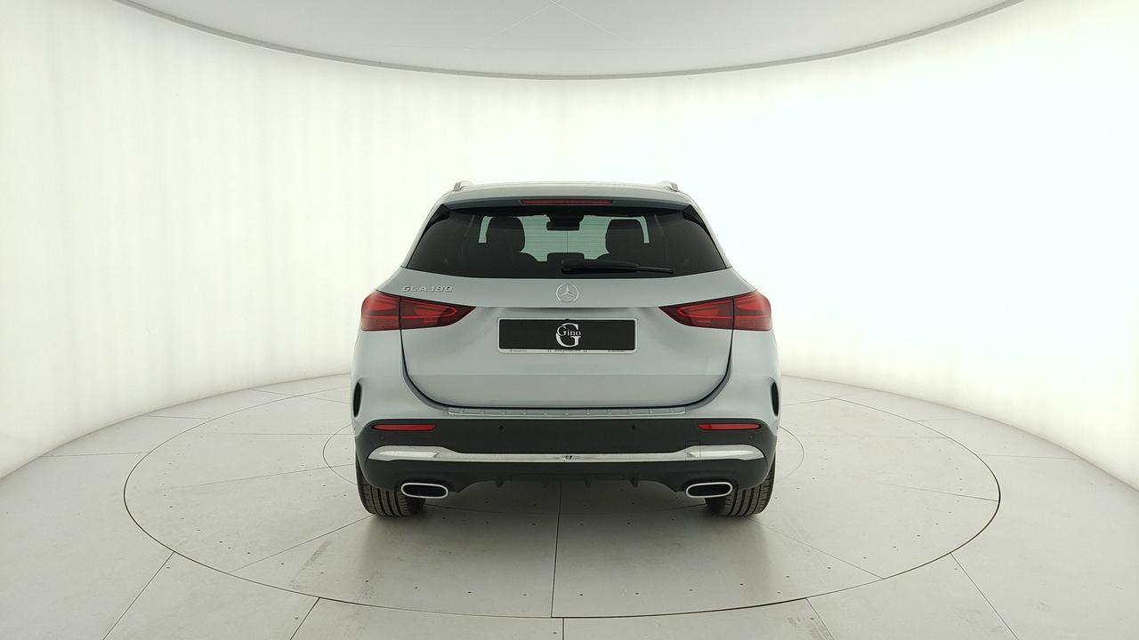 Mercedes-Benz GLA 180 AMG Line Advanced Plus auto