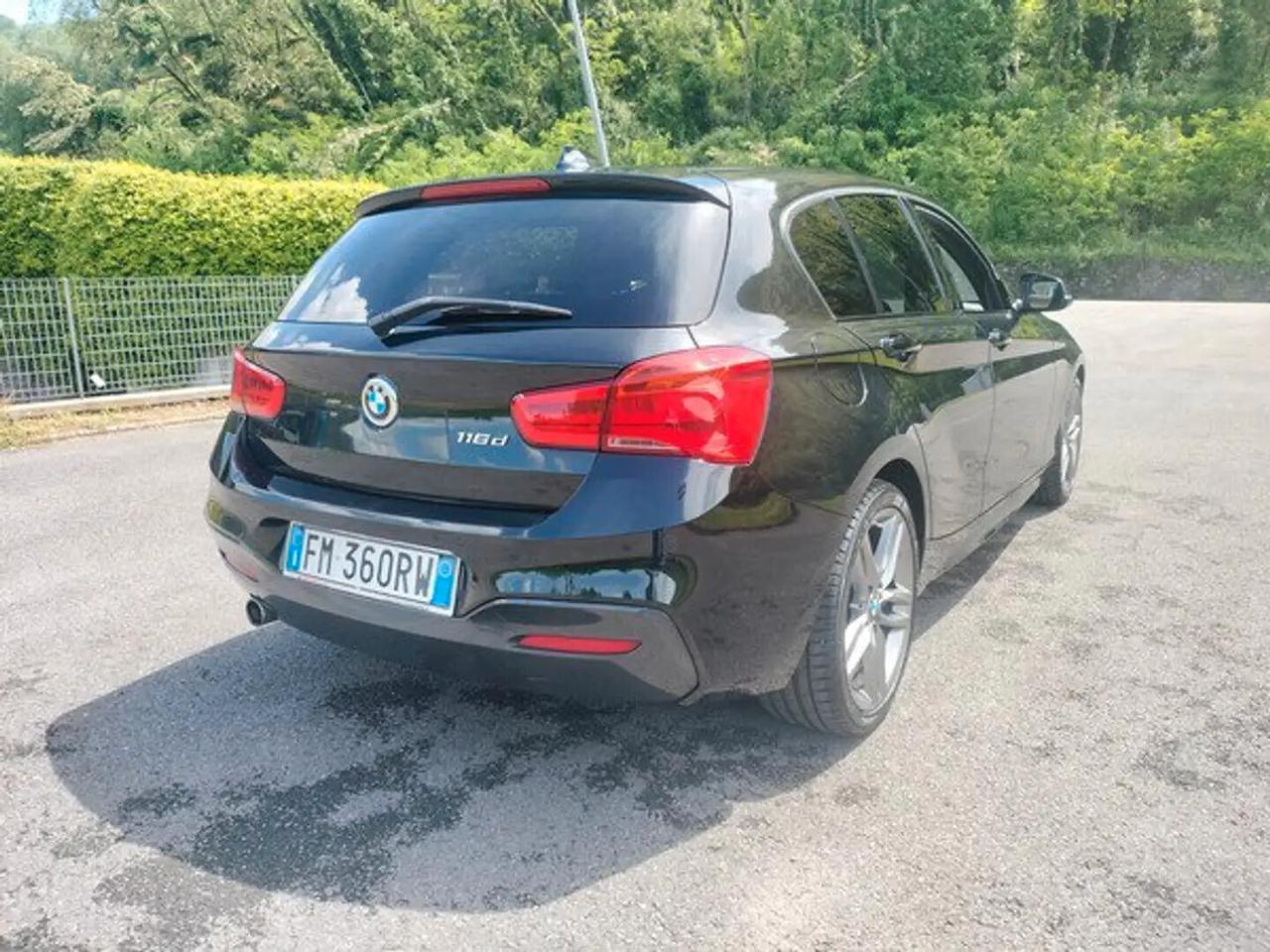 Bmw 116 116d 5p. Msport