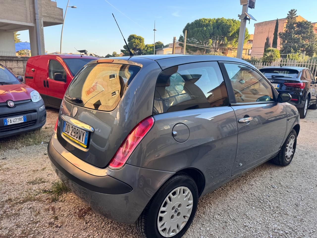 Lancia Ypsilon 1.2 Argento