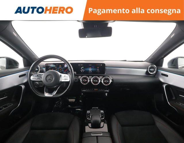 MERCEDES-BENZ A 180 d Automatic Premium