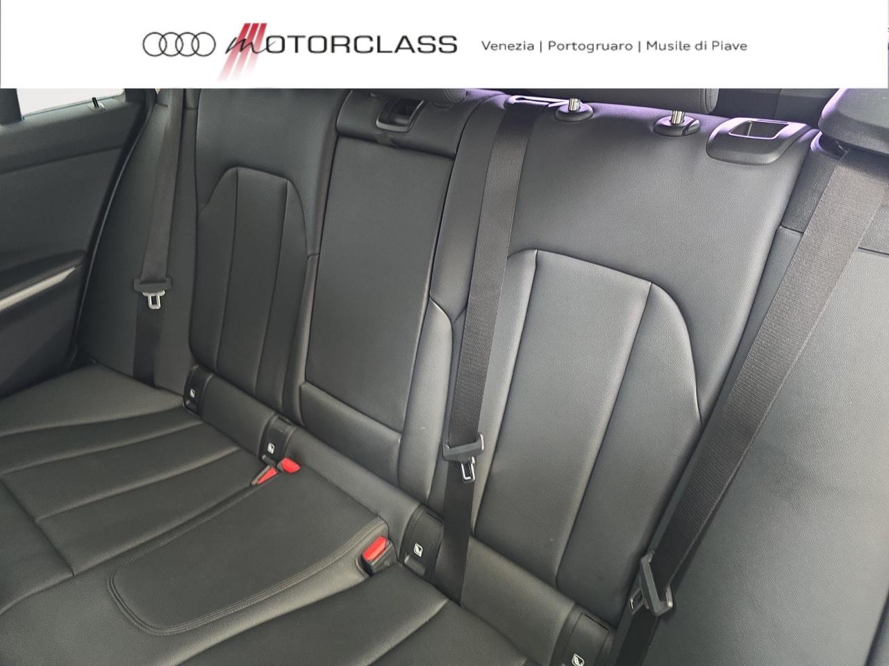 320d Touring Auto