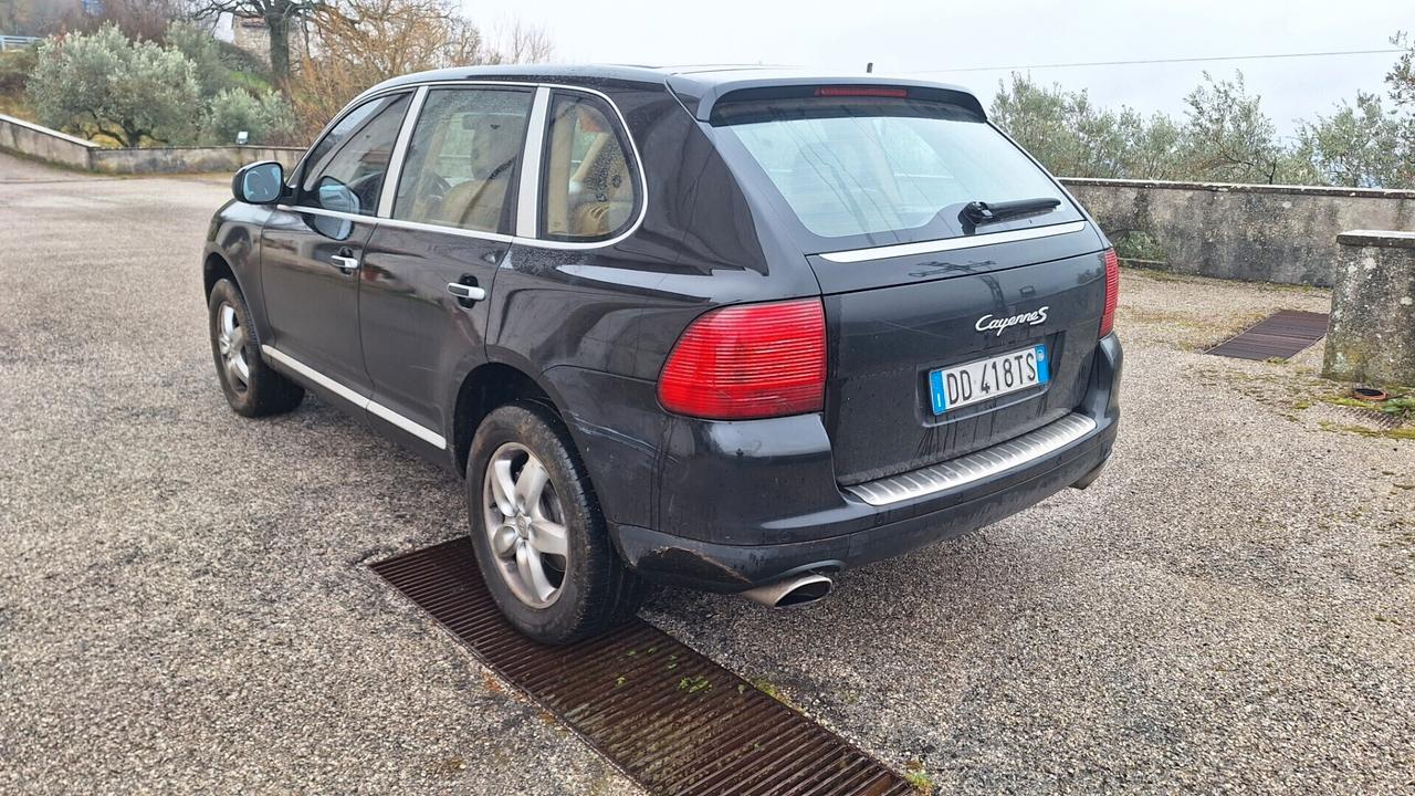 Porsche Cayenne 3.2 V6 cat