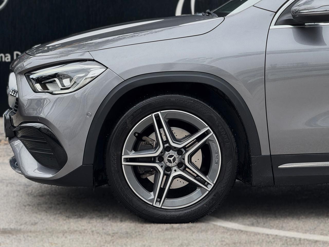 Mercedes-Benz GLA 200 d Premium AMG TETTO