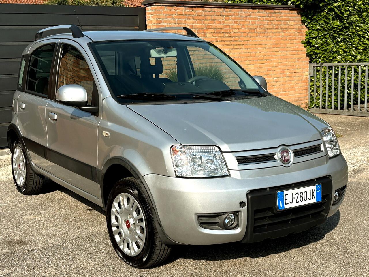 FIAT PANDA 1.4(Metano 11/2027)-Navi-178000km-2011