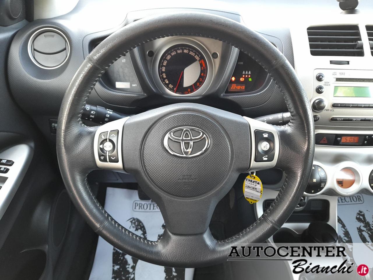 Toyota Urban Cruiser 1.4 d-4d Luxury Awd