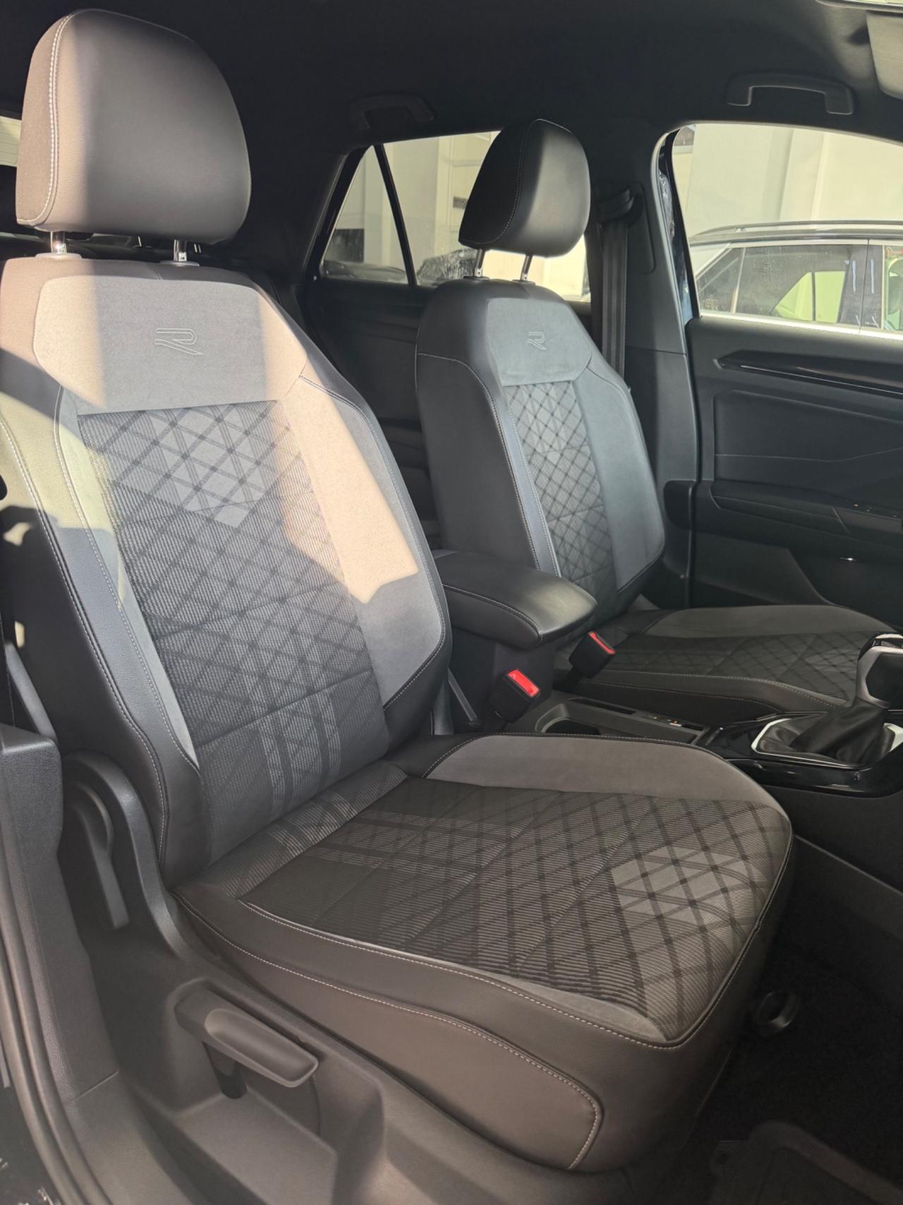 VW T-Roc 2.0 TDI SCR 150 CV DSG R-Line FINANZIABILE