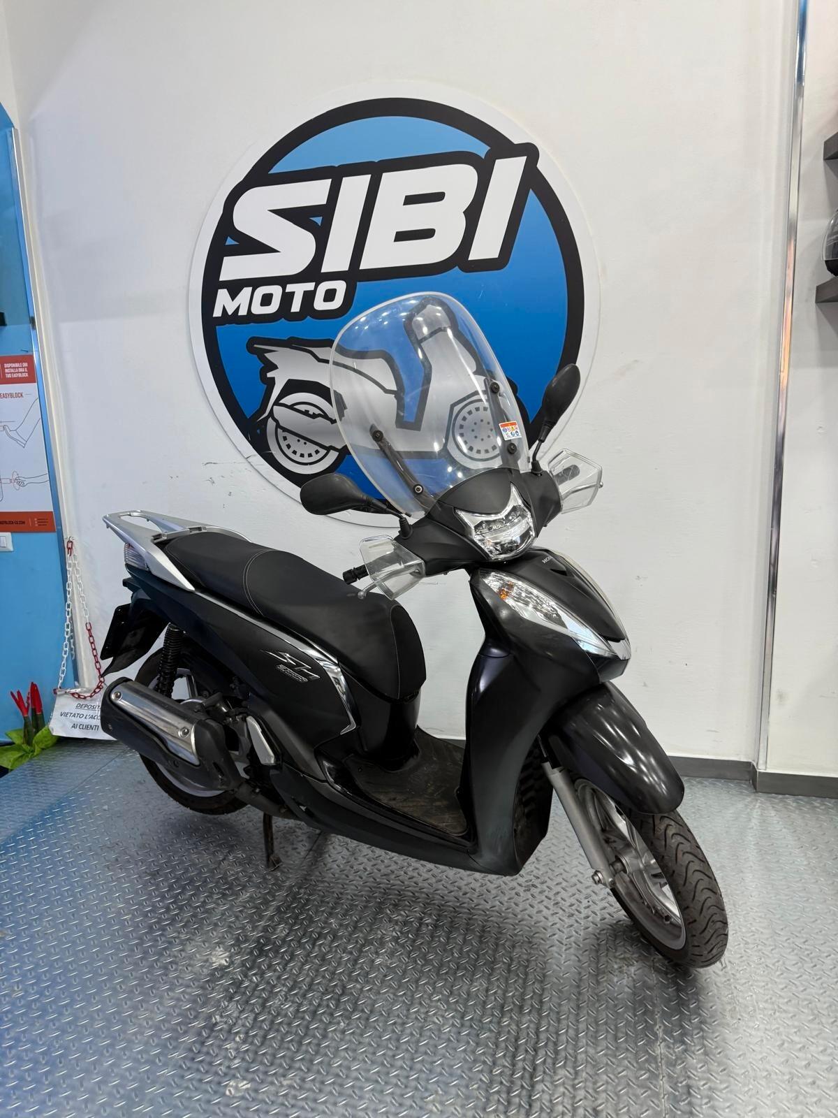 HONDA SH 300