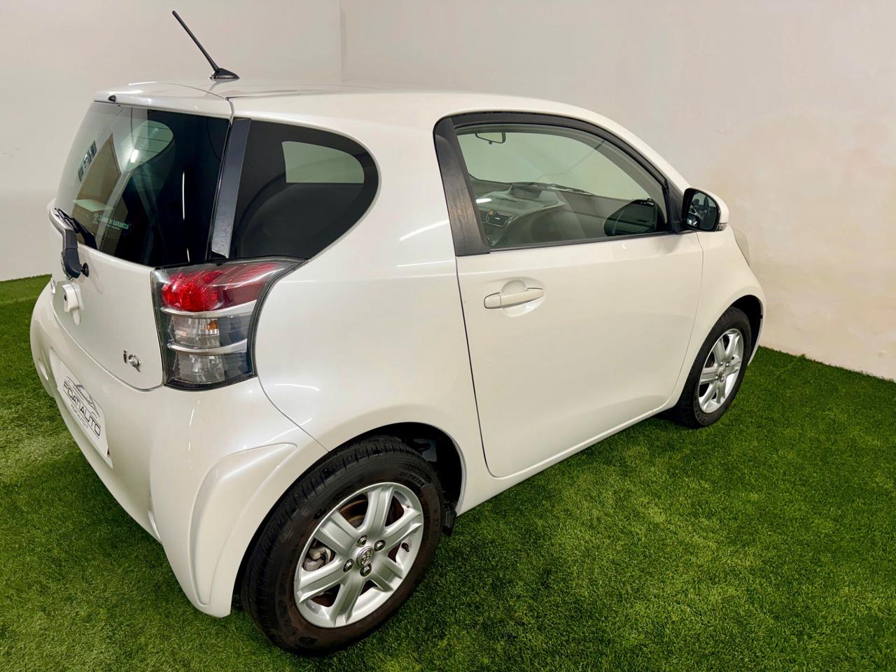 Toyota iQ 1.0 Multidrive AUTOMATICA OK NEOPAT.