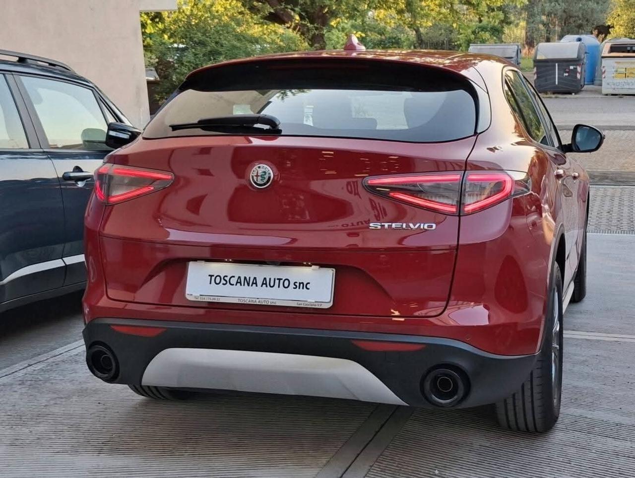 Alfa Romeo Stelvio 2.2 Turbodiesel 160 CV AT8 RWD