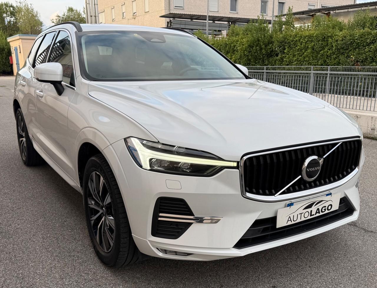 Volvo XC 60 B4 AWD (d) automatico Essential 2022