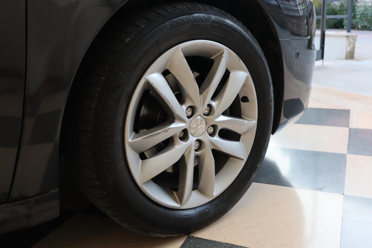 Peugeot 508 2.0 HDi 163CV SW Ciel Allure