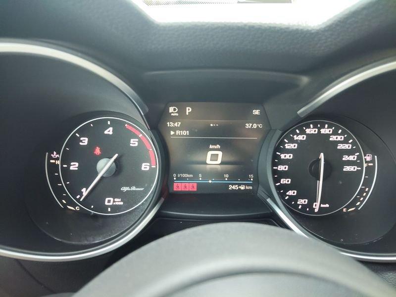 Alfa Romeo Stelvio 2.2 Turbodiesel 210 CV AT8 Q4 Executive