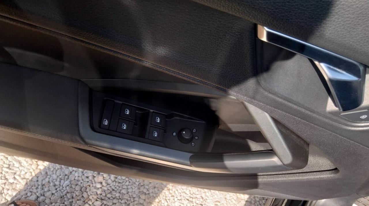Audi Q3 SPB 35 TDI S tronic quattro edition