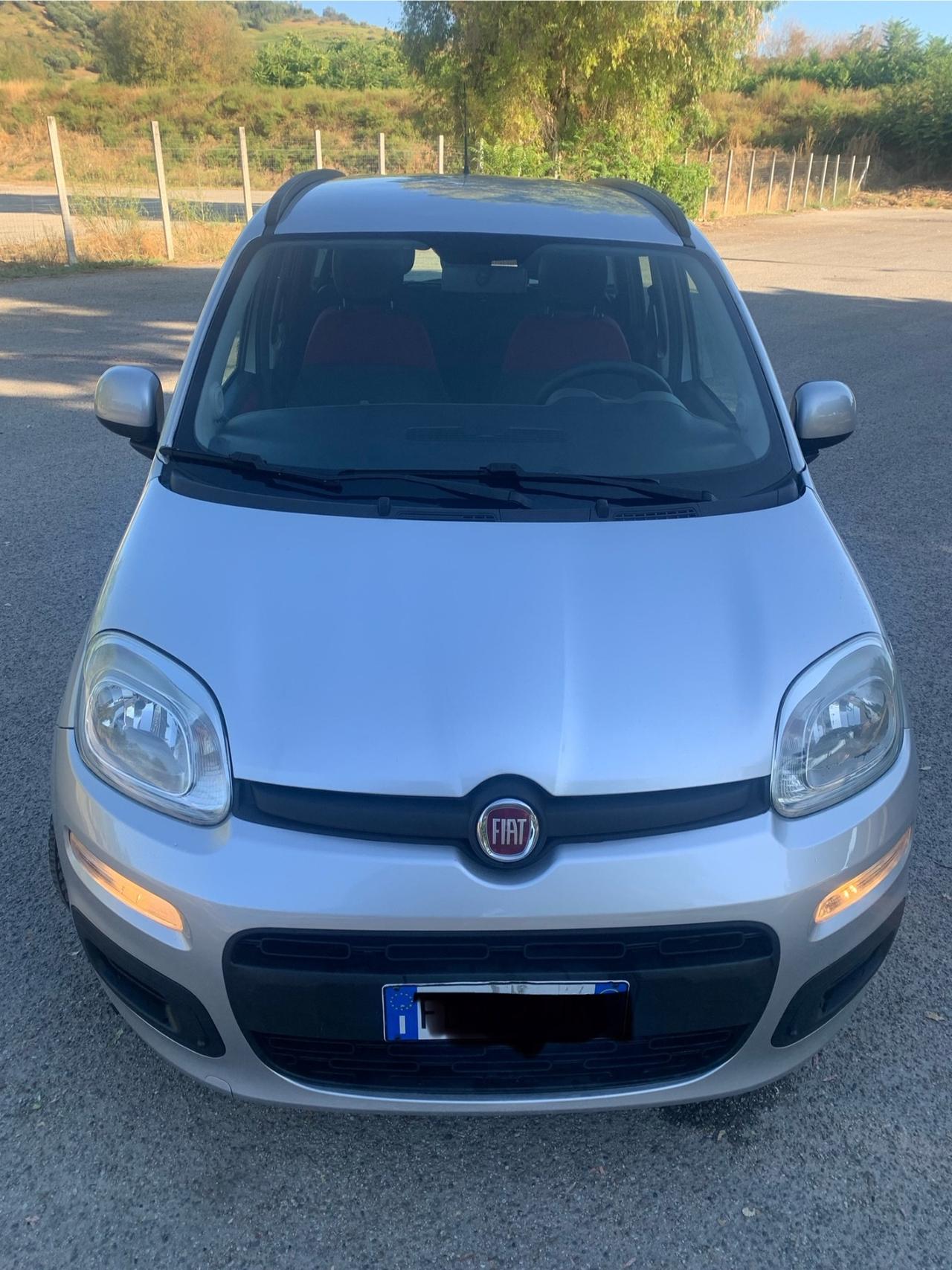Fiat Panda 1.3 MJT 95 CV S&S Lounge 140000KM
