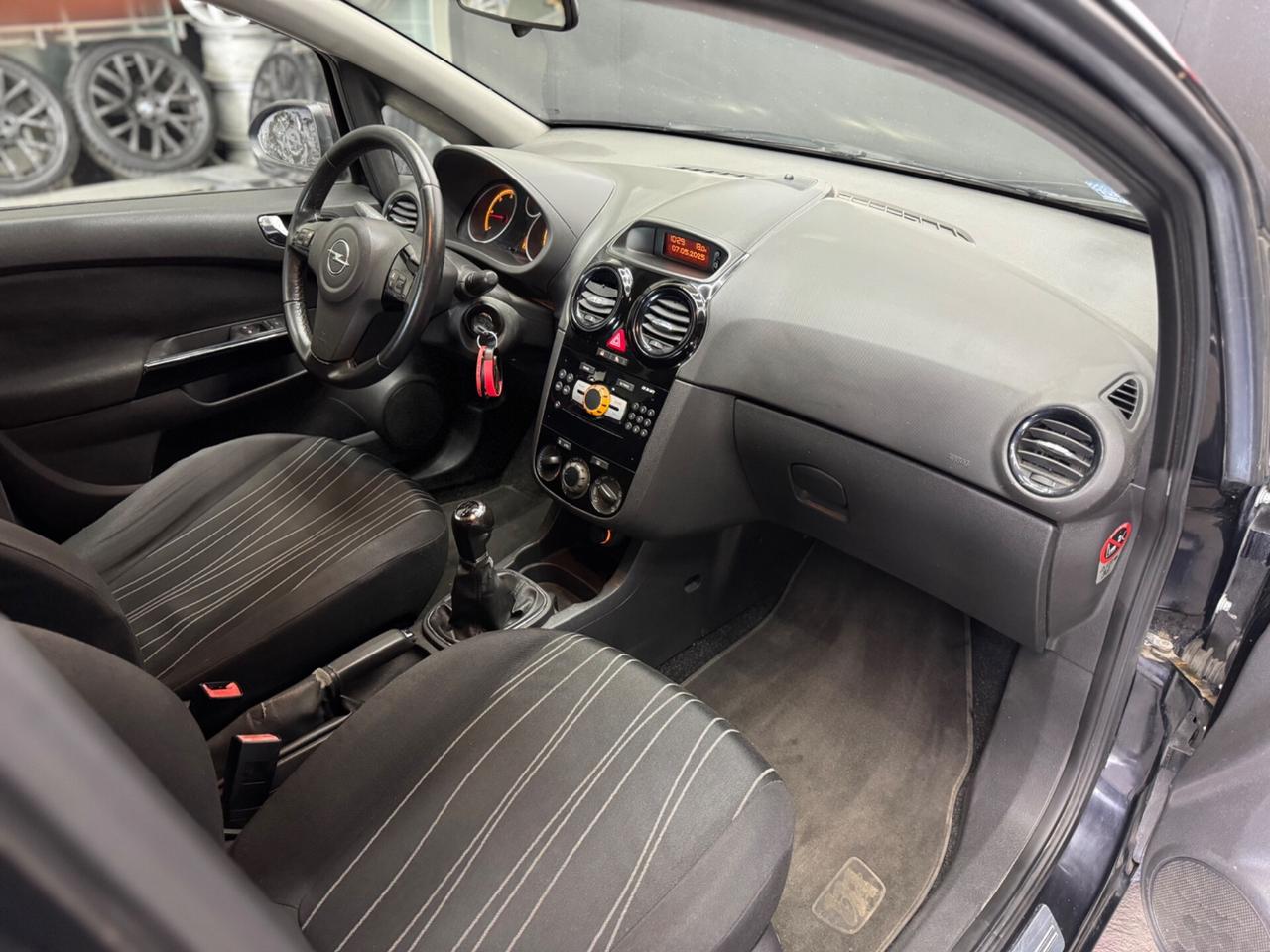 Opel Corsa 1.3 CDTI 5 porte ADATTA NEOPATENTATI