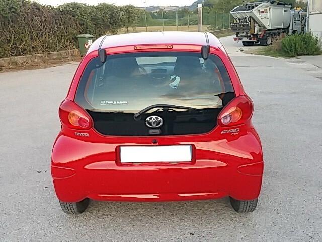 Toyota Aygo 1.0 12V VVT-i 5p. Now