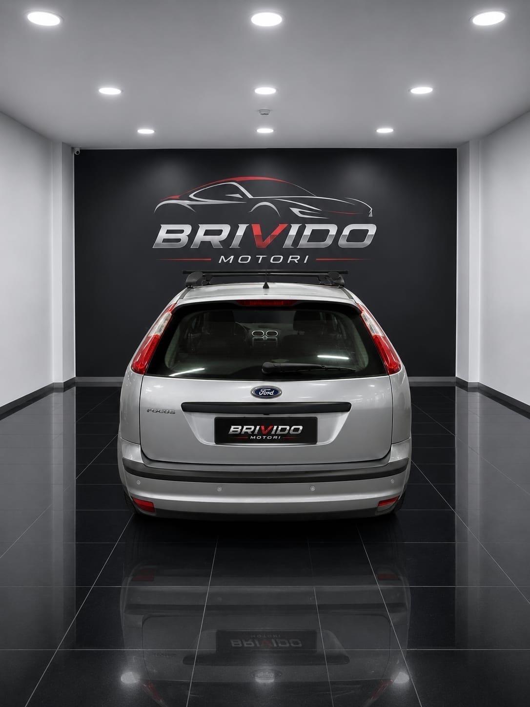 Ford Focus TI VCT GHIA 1.6 GPL UNICOPROP
