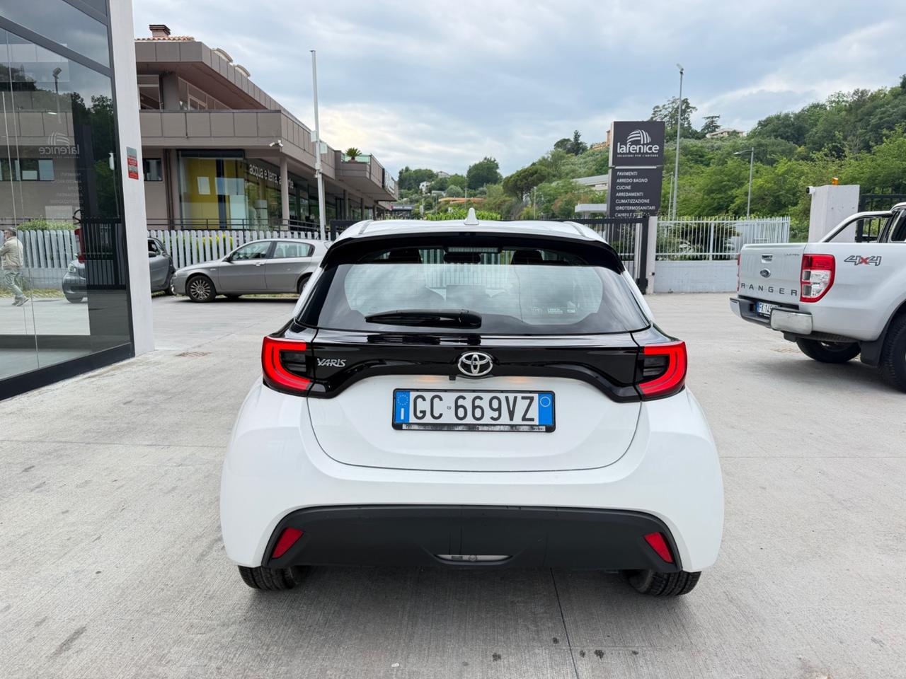 Toyota Yaris 1.0 5 porte Trend