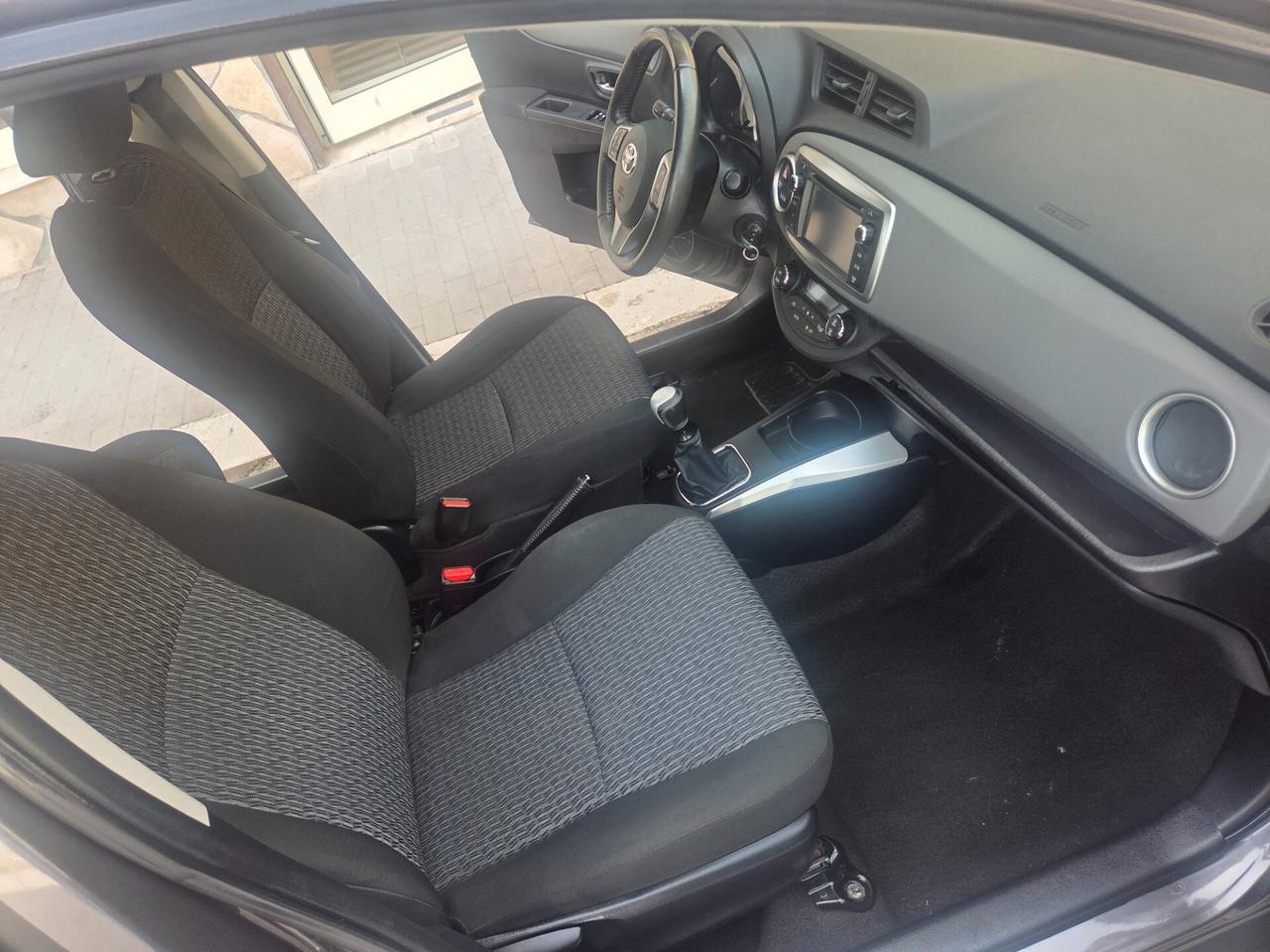 TOYOTA YARIS ANNO 2014 1.0 BENZINA 70 CV KM 90000 CERTIF