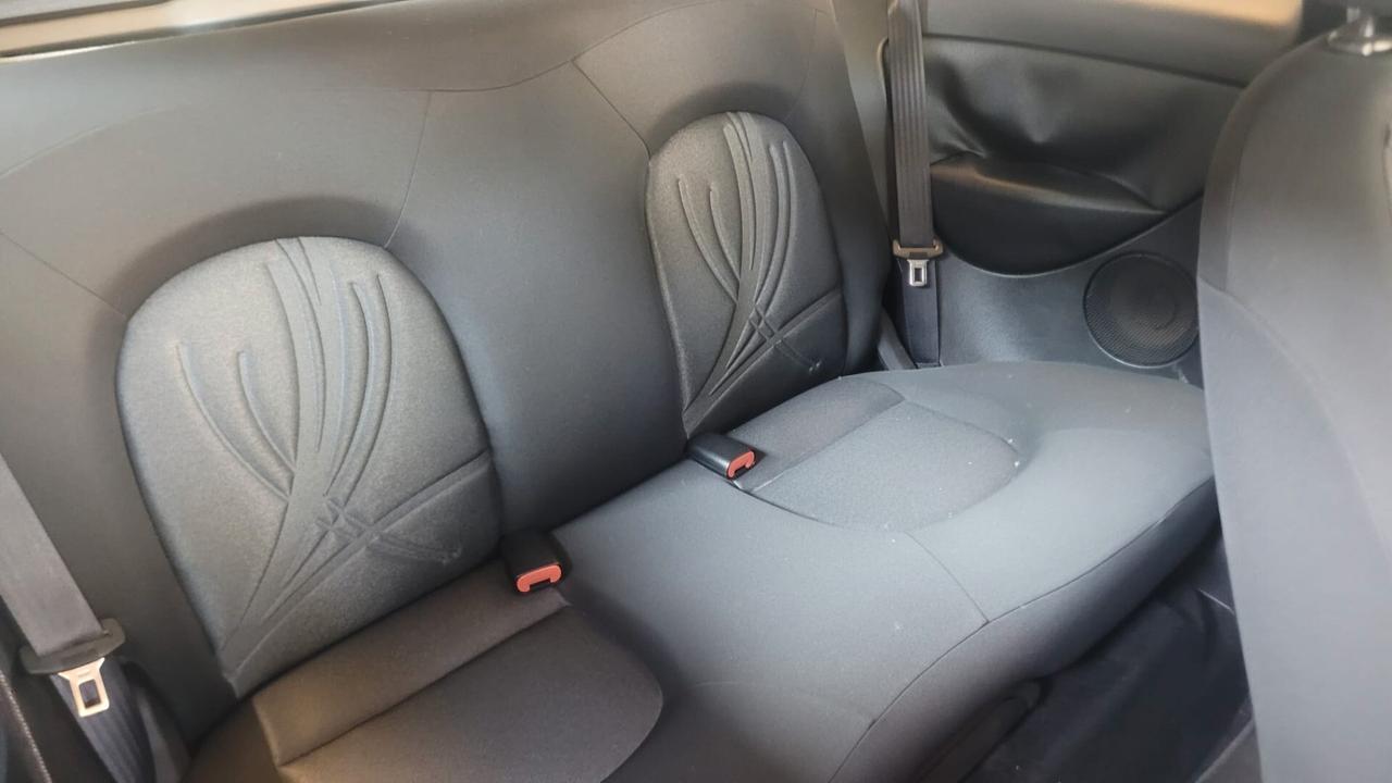 Lancia Ypsilon 1.2 69 CV