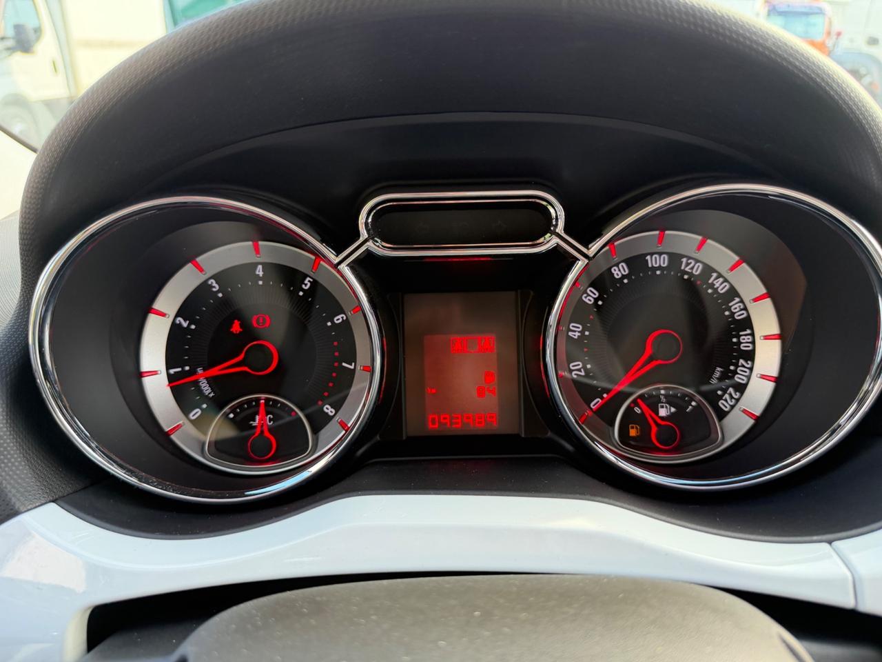 Opel Adam 1.4 87 CV Glam