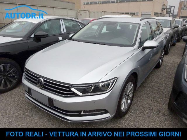 VOLKSWAGEN Passat Variant 2.0 TDI 150CV Business NAVI ACC PDC TRIZONA KM CER