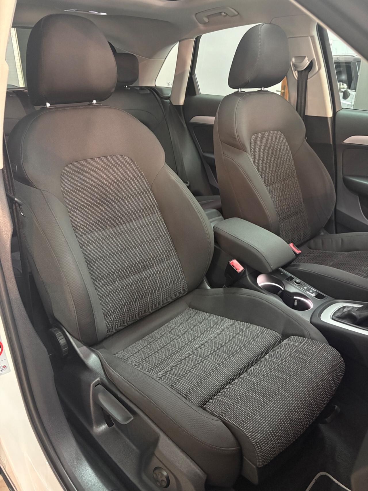 Audi Q3 2.0 150 CV quattro S tronic Sport * TETTO APRIBILE