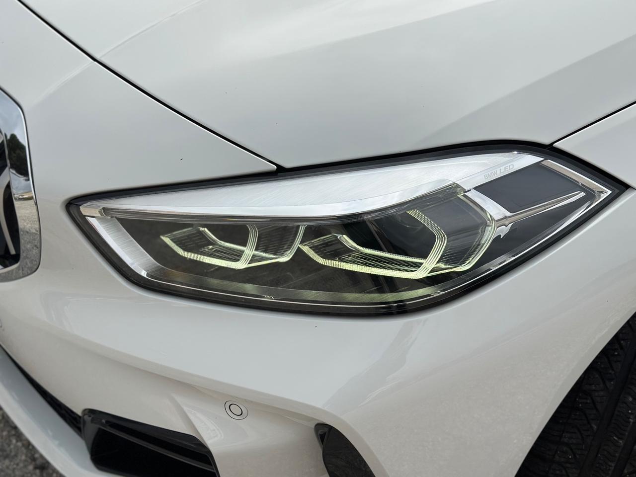 Bmw 116 116d 5p. Msport