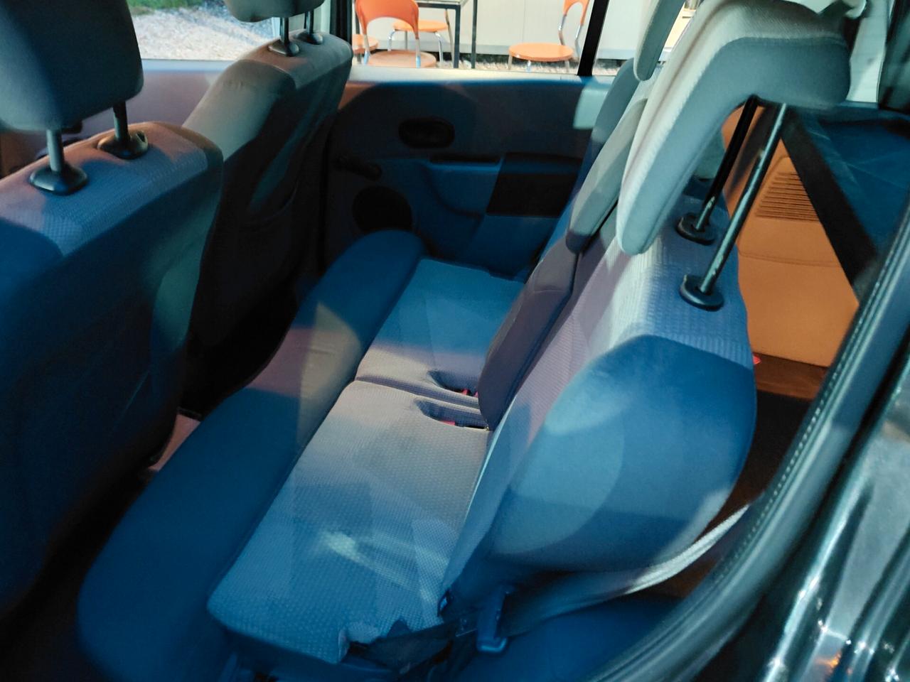 RENAULT MODUS ANNO 2008 BZ 1.2 ADATTA NEOPATENTATI KM 190 MILA