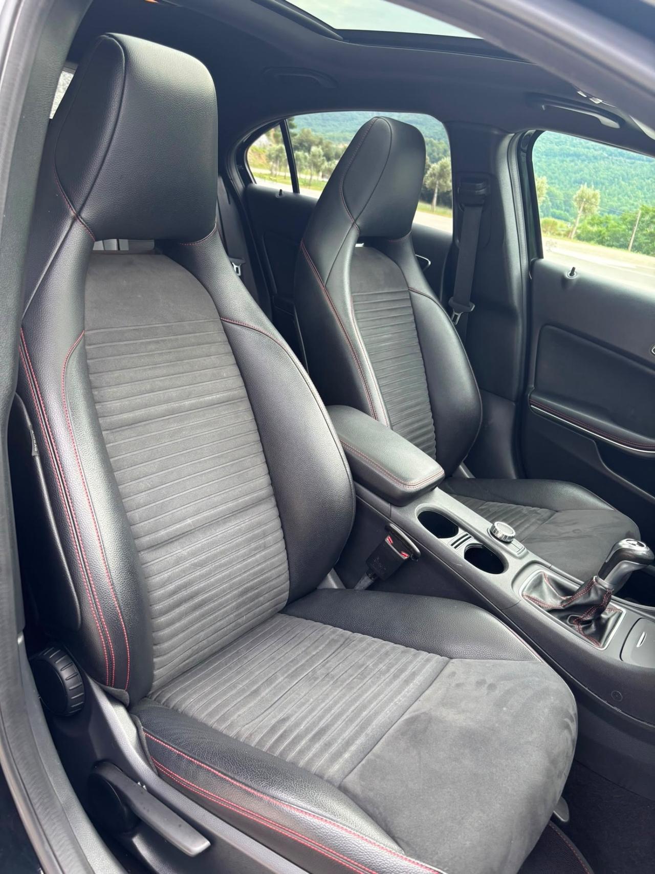 MERCEDES CLASSE A200 PREMIUMG AMG