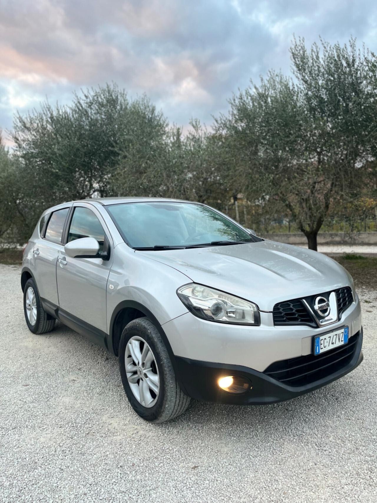 Nissan Qashqai 1.5 dCi PERFETTA SI NEOPATENTATI