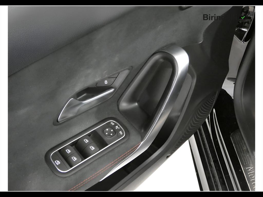 Mercedes-Benz Classe A (W177) - A 180 d Automatic AMG Line Premium