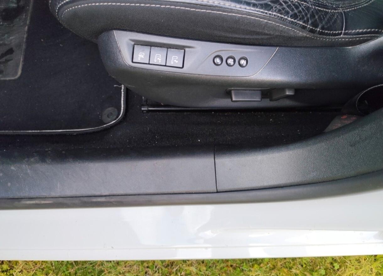 Peugeot 308 1.6 e-HDi 115 CV Stop&Start Allure