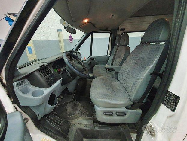 Ford Transit 300M 2.2 TDCi 115CV 9 Posti