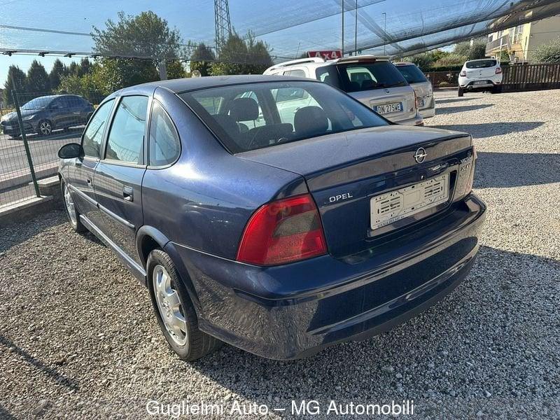 Opel Vectra Vectra 2.0i 16V cat 5 porte CD 100