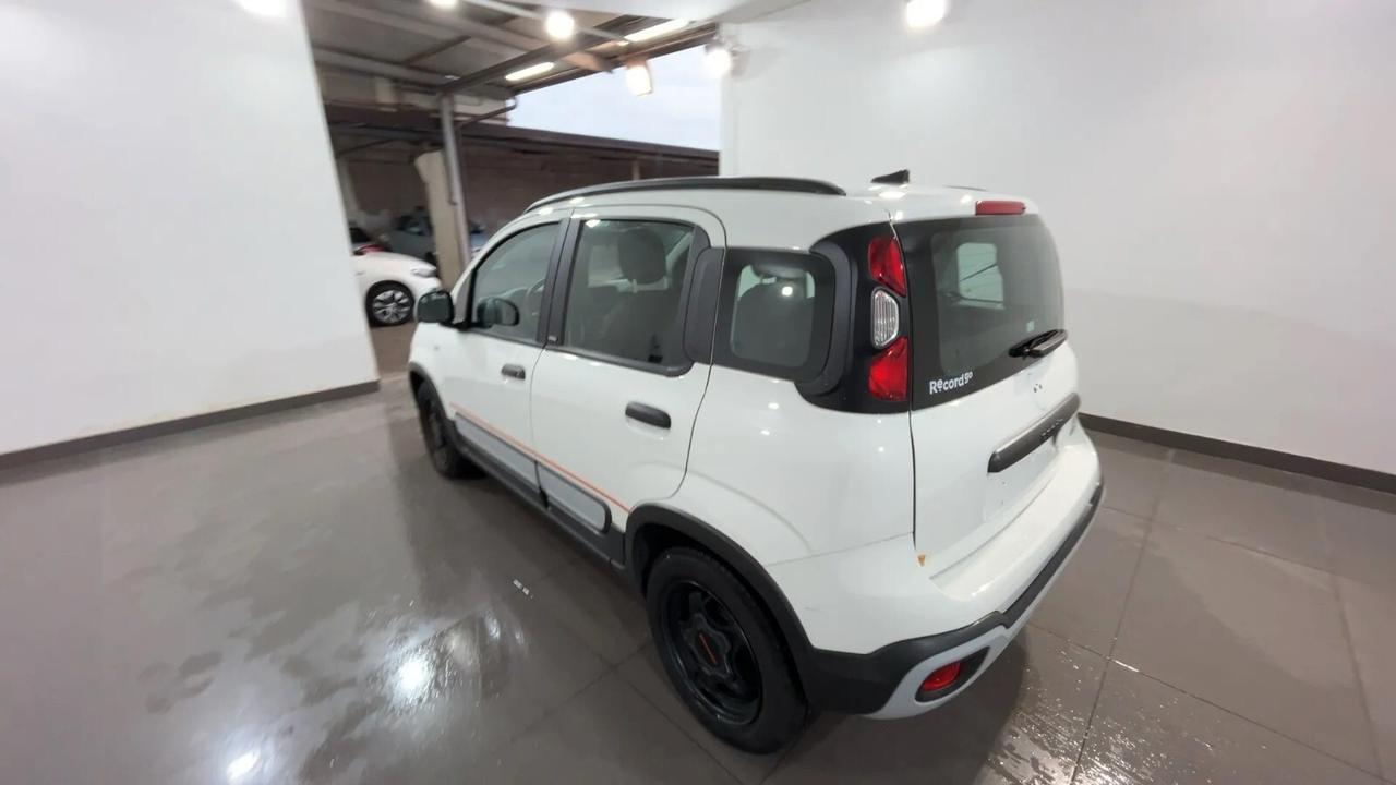 Fiat Panda 1.0 FireFly S&S Hybrid Garmin