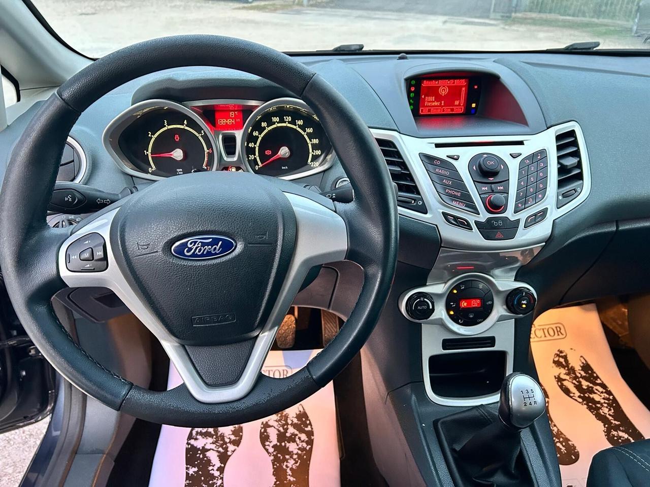 FORD FIESTA 1.2 82CV TITANIUM UNICO PROPRIETARIO