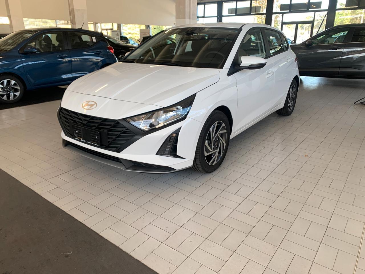 Hyundai i20 1.2 MPI MT Connectline KMO