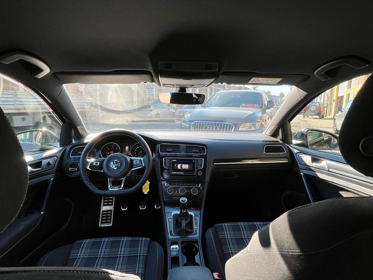 Volkswagen Golf GTD 2.0 TDI 5P. 184CV BlueMotion Technology