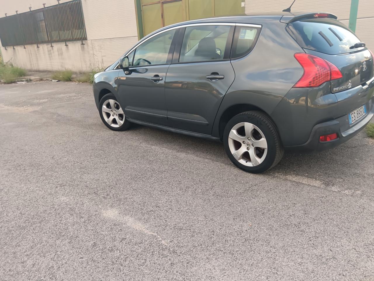 Peugeot 3008 2.0 HDi 150CV Active
