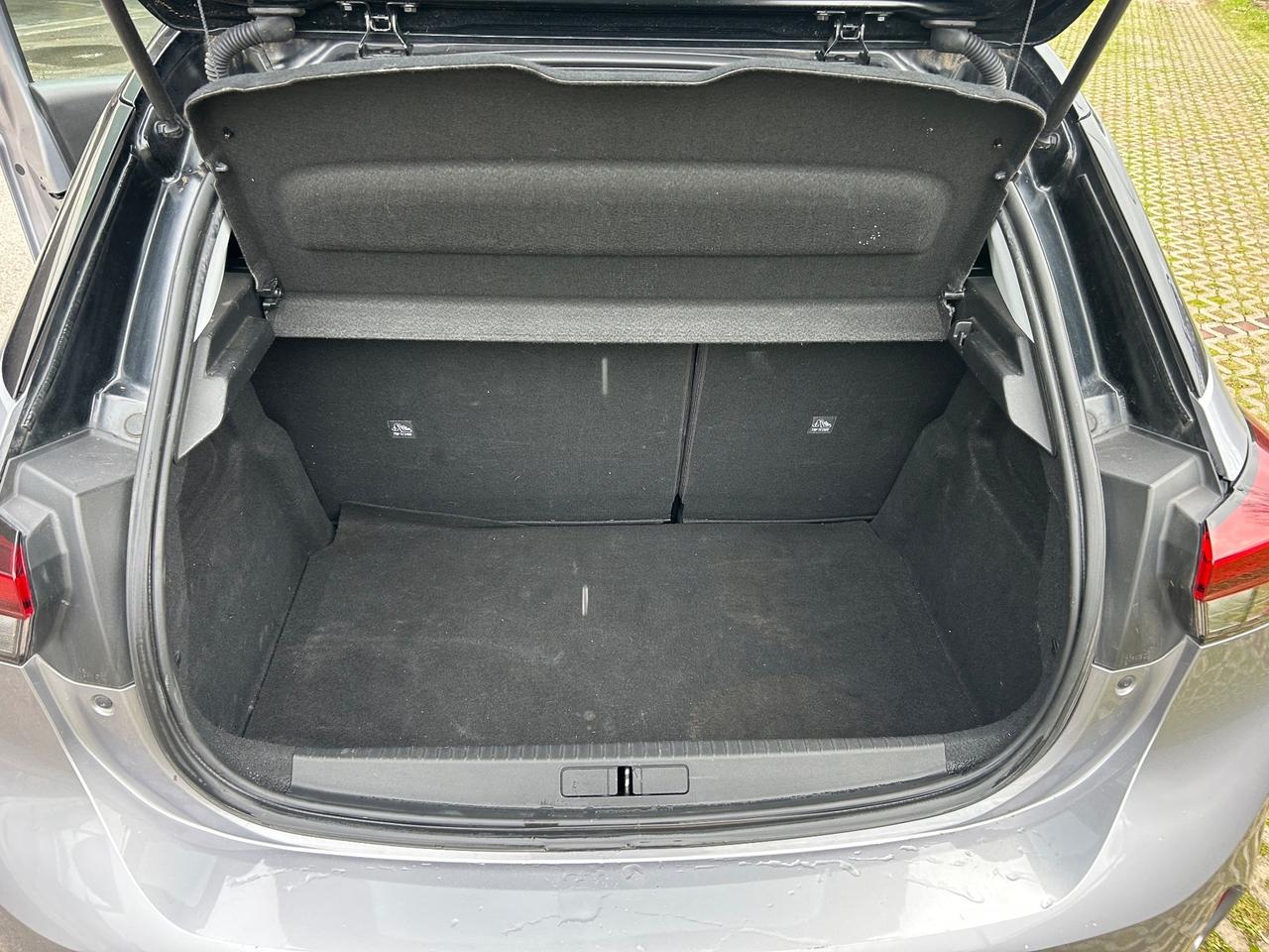 Opel Corsa 1.2 Elegance