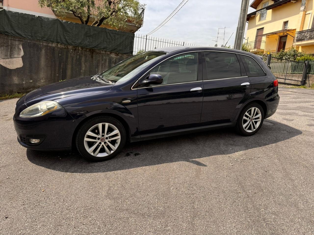 Fiat Croma 1.9 Multijet 16V Must